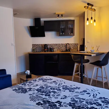 Jacuzzi Privatif Dans Maison De Village Au Calme Flaviac Esterno foto