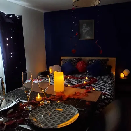 Jacuzzi Privatif Dans Maison De Village Au Calme Flaviac Esterno foto