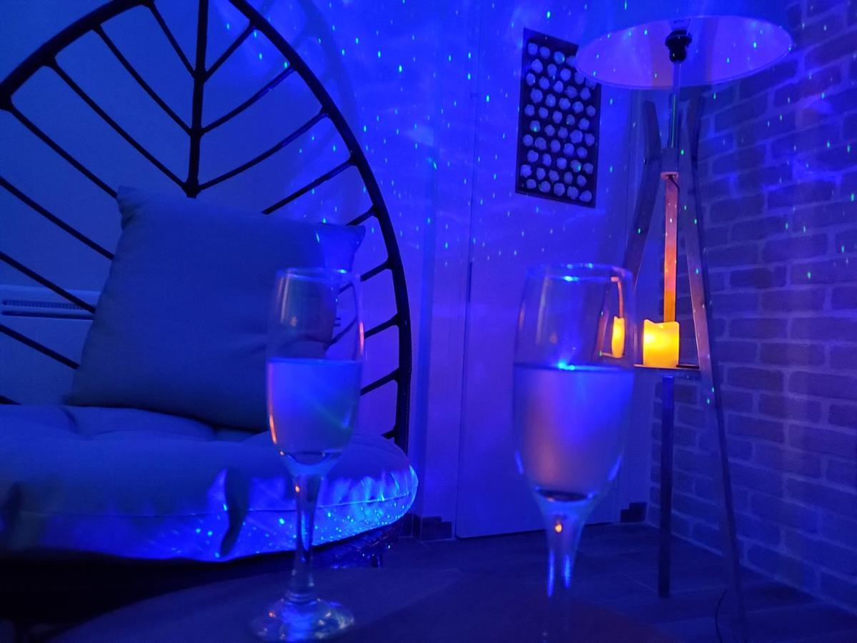 Jacuzzi Privatif Dans Maison De Village Au Calme * Flaviac